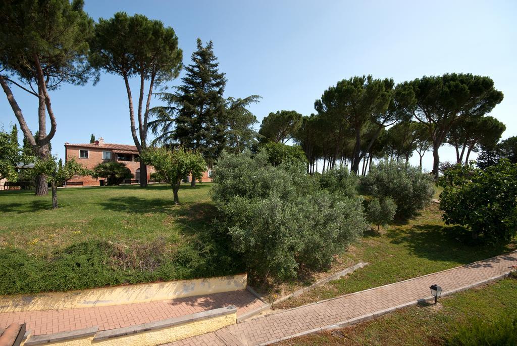 Poste Del Chiugi Villa Petrignano Del Lago Екстериор снимка