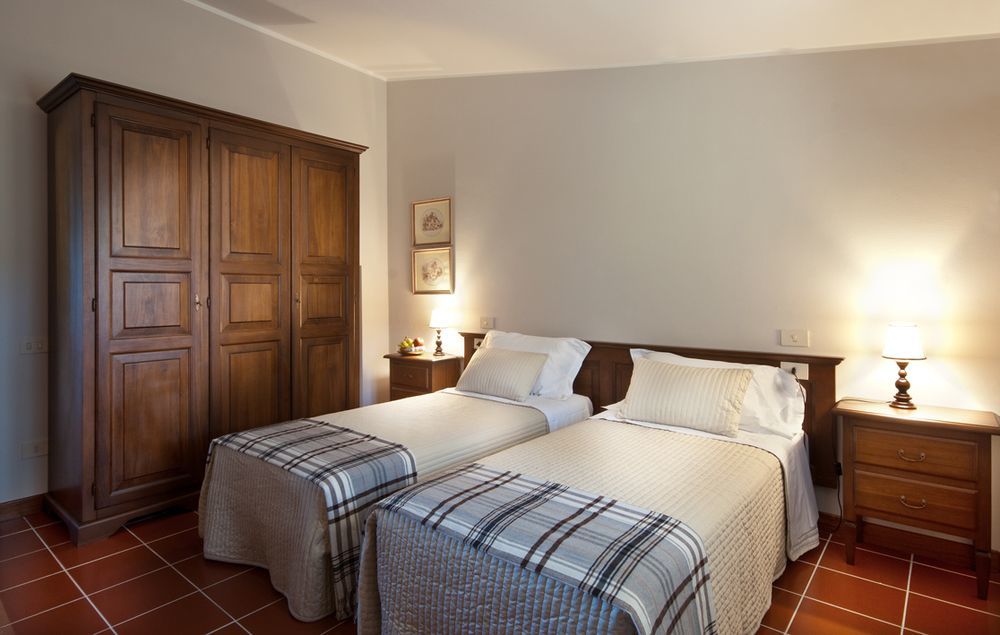 Poste Del Chiugi Villa Petrignano Del Lago Екстериор снимка